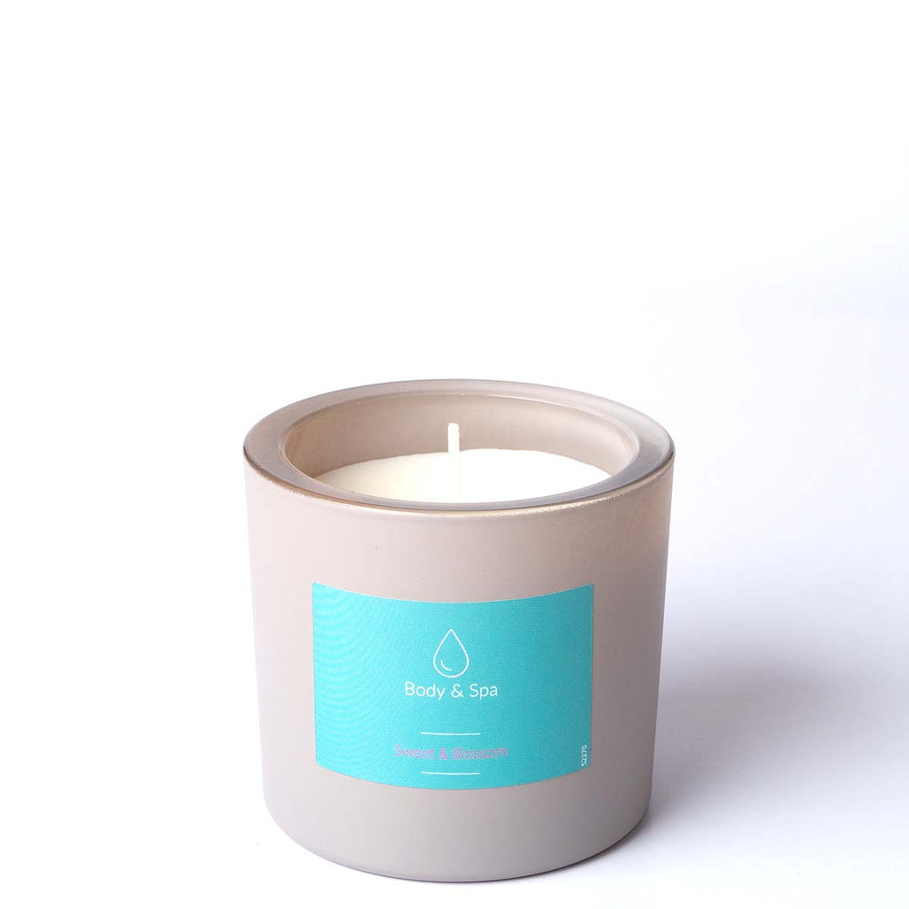Sweet Blossom Fragrance Candle, burning time +/- 48 hours.